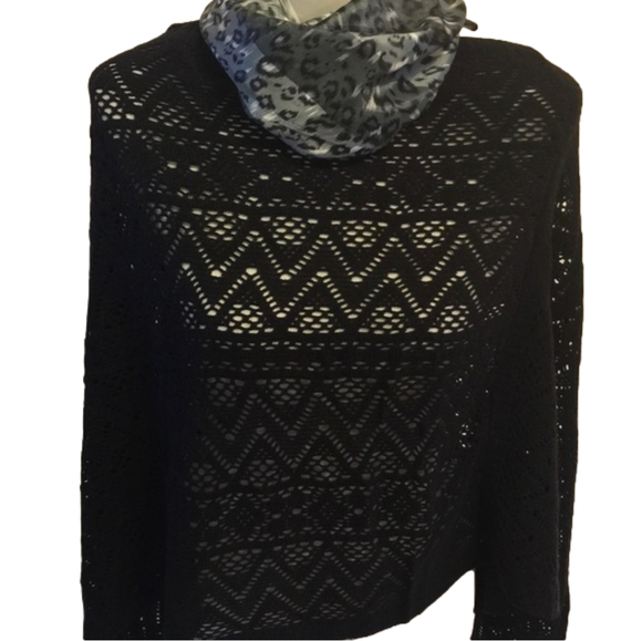 ❤️ Oversized Black Shrug Poncho Sweater - Picture 5 of 5